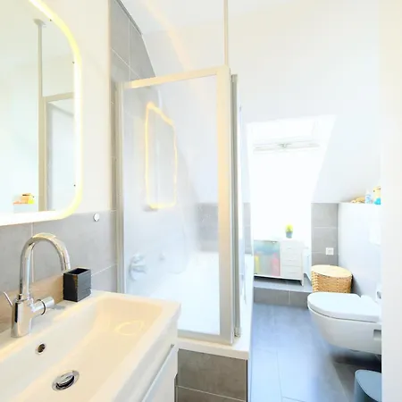 Happybnb - Stilvolles, Naturgelegenes Mit Blick Auf Den Mittellandkanal Und Die Wasserstadt - Kamin, Parken Und Spielplatz 아파트