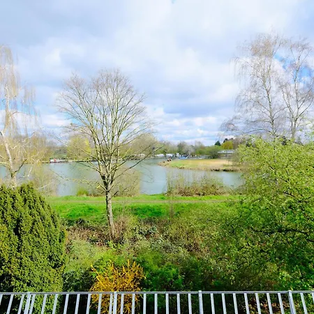 Happybnb - Stilvolles, Naturgelegenes Mit Blick Auf Den Mittellandkanal Und Die Wasserstadt - Kamin, Parken Und Spielplatz * 하노버